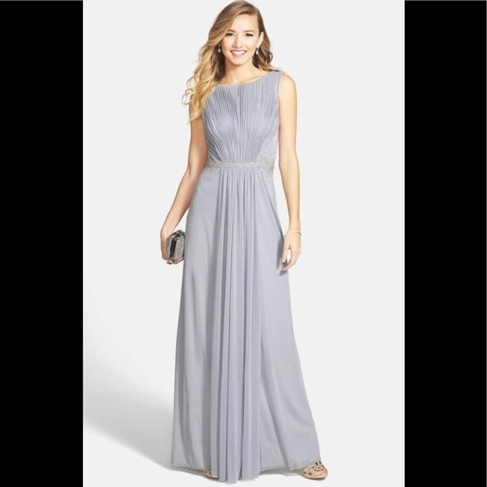 JS Boutique matte jersey chiffon grey gown size 4